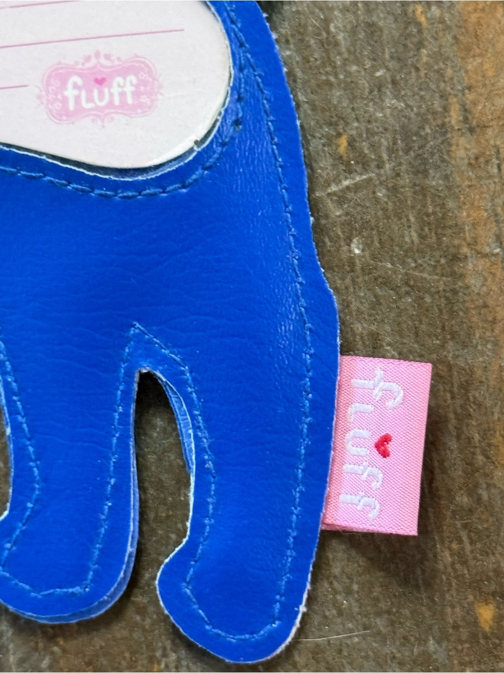 fluff Los Angeles Faux Leather Whimsical Dog Luggage Tag NWT - Picture 6 of 6